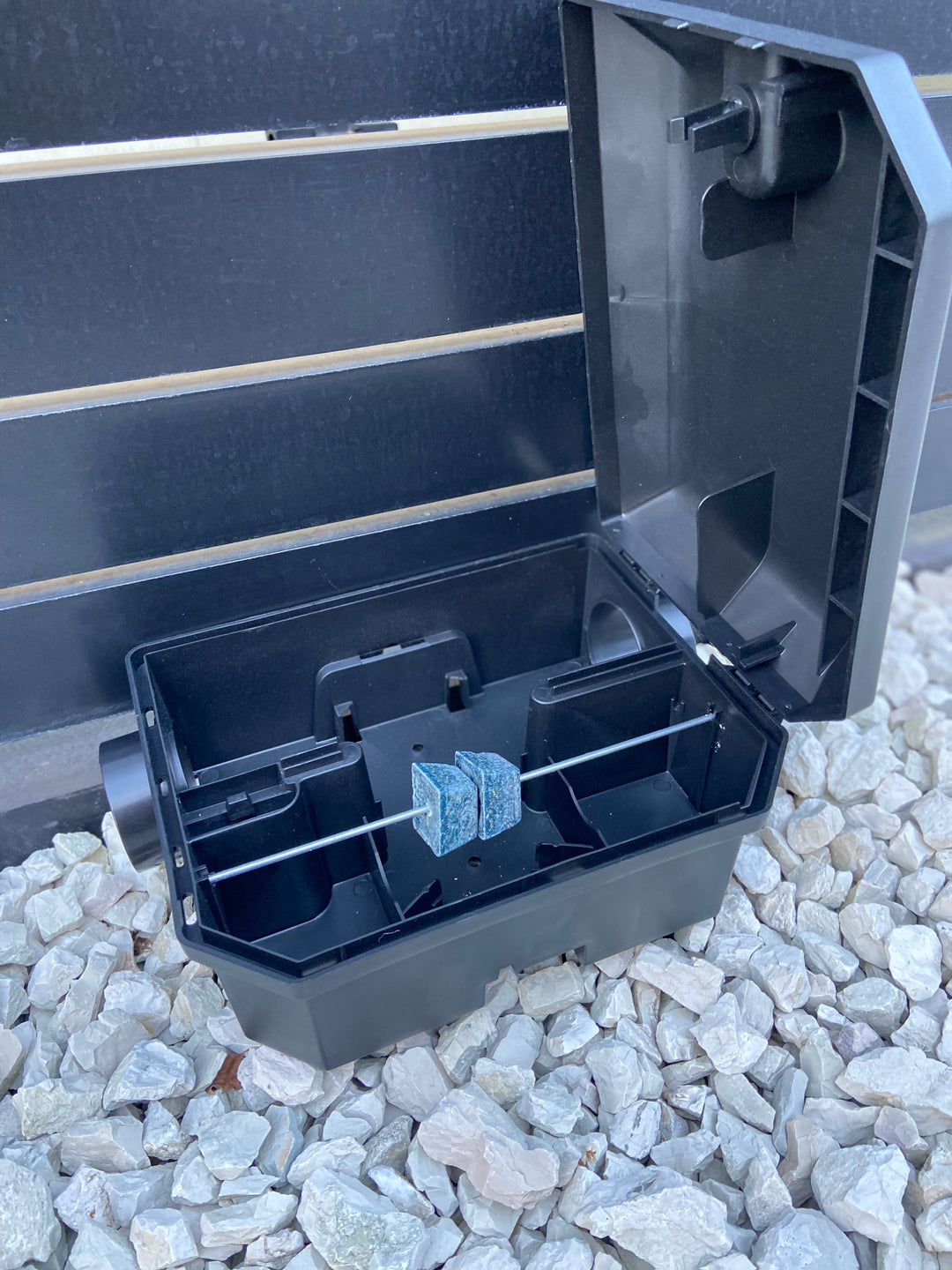 Rodent Defense Kit Vanguard bait Station & 8kg Bait Combo