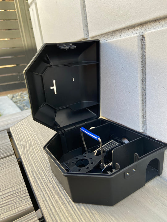 Snap Mouse Station With Snap Trap