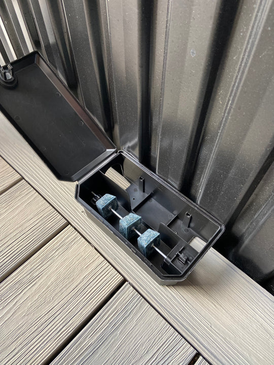 Compact Bait Station
